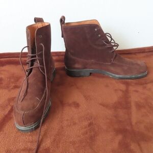 womens Salvatore Ferragamo sport suede boots sz 8 AA